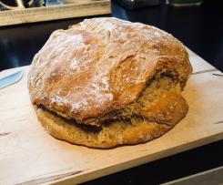 Sprudelbrot mit nur 4 Zutaten, vegan, Dinkel