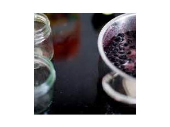 Schwarze Johannisbeermarmelade