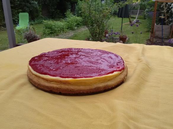 Käsekuchen mit Himbeertopping; schnell, einfach, köstlich