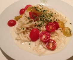 Spaghetti Gorgonzola mit frischen Tomaten