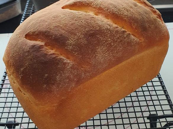 Weizenbrot mit Kartoffeln