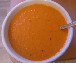 Tomaten-Feta-Suppe