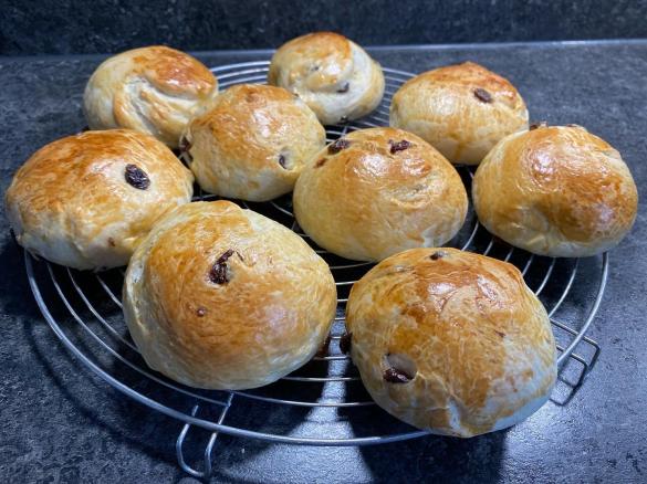 Rosinenbrötchen