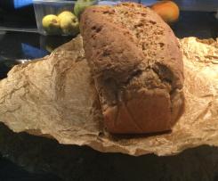 Dinkelvollkorntoast mit Honig