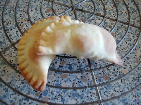 Börek - Teigtaschen mit Petersilie oder Hackfleischfüllung