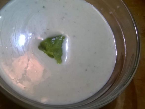 Knoblauch-Wasabi Sauce/-dip