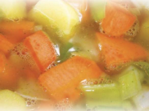 Gemüsesuppe