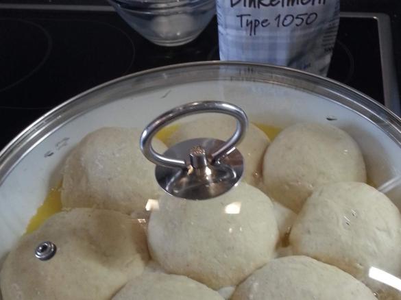 Dinkel Dampfnudeln eifrei,milchfrei