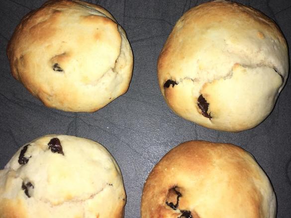 Schoko Rosinen Quark Brötchen