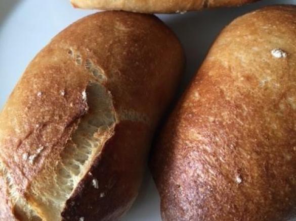 Hartweizen-Knusperbrötchen