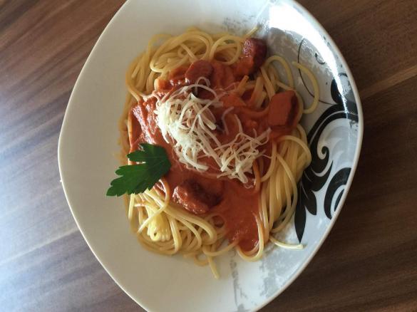 Spagetti mit Landjägersoße 