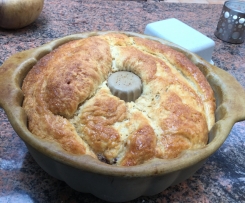 Rosinengugelhupf mit Rosinen (gerollt)