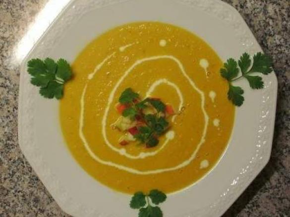 Süßkartoffel-Apfel-Suppe