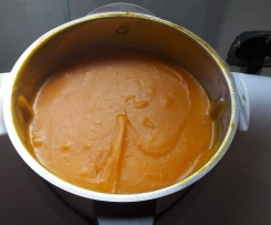 Kürbissuppe mit Kokosmilch und Curry