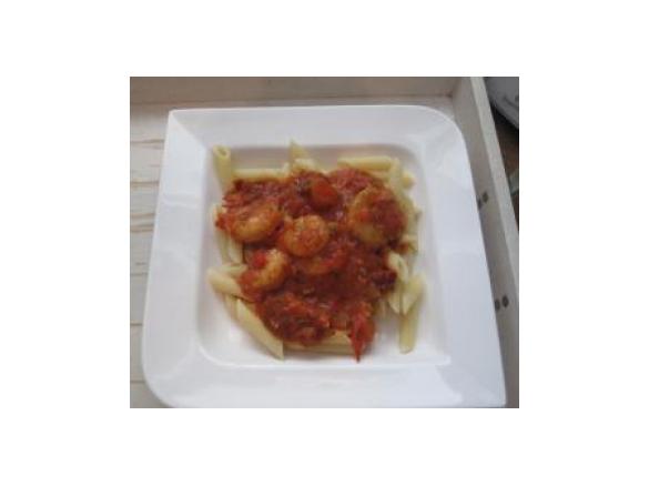 Tomatensauce m. getr. Tomaten,Garnelen und Pasta