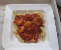 Tomatensauce m. getr. Tomaten,Garnelen und Pasta