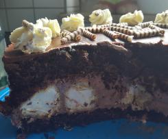 Schoko-Windbeutel-Torte