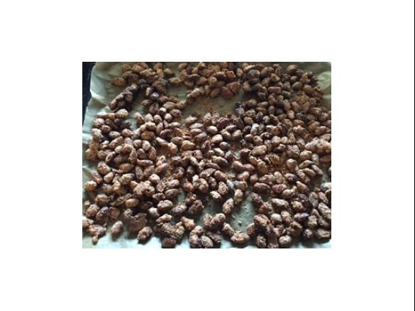 Gebrannte Chili-Mandeln