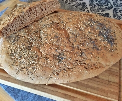 Vollkornfladenbrot (Dinkel, Erdnussmehl)