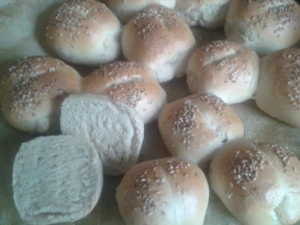 knusprige Brötchen nach Sylvia Rebischke