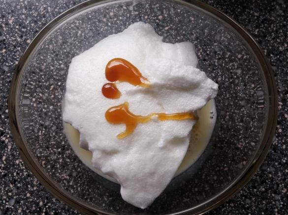 îles flottantes oder blanc en neige oder Vogelmilch
