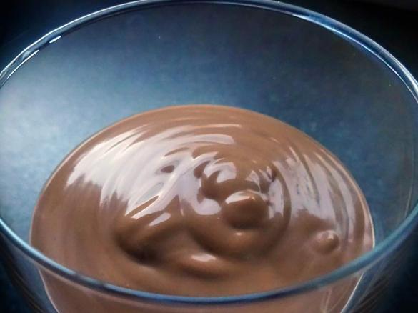 Likör-Genuss Nuss-Plus (Schoko-Nuss mit Amicelli)