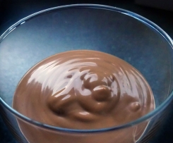 Likör-Genuss Nuss-Plus (Schoko-Nuss mit Amicelli)