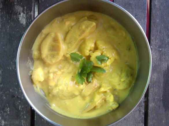 Aloo Gobi, indisches Blumenkohl-Kartoffel Curry