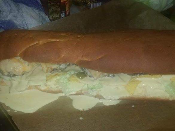 X-Tra Long Chilli Cheese Burger