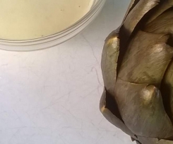 Artischocken mit Zitronen-Knoblauch-Mayonaise