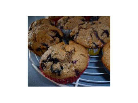 Heidelbeer-Nuß-Marzipan-Muffins mit Nougat