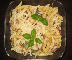 Pastasalat italienisch mit Huhn