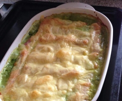 Schinkenröllchen auf Spinat