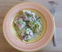 Kniddelen (Mehlklöße)