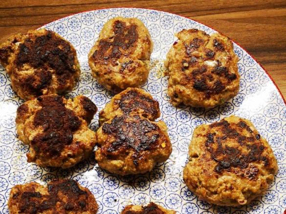 Fleischpflanzerl (Buletten / Frikadellen)