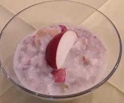 Porridge mit Banane und Apfel