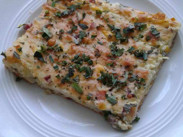 Schneller herzhafter Zucchinikuchen pikant