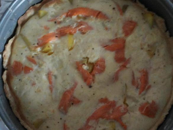 Quiche mit Lachs und Kartoffeln
