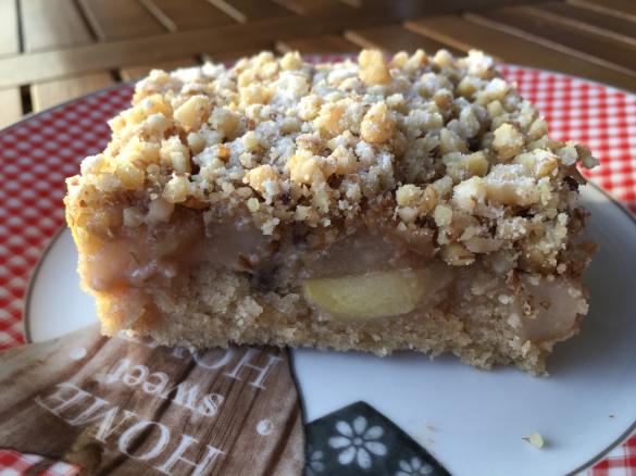 Apfel-Birnen-Walnuss-Kuchen (aus TM-Magazin 5/16)