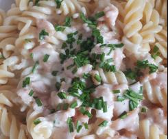 Gorgonzola-Lachs-Soße zu Nudeln