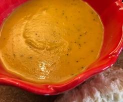 Kürbis-Papaya-Suppe