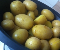 Pellkartoffeln mit Kräuterquark