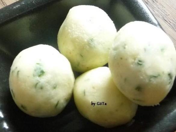 Variation von Beurre manié - GLUTENFREI Saucenbinder Kugeln- 