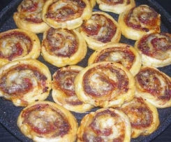 Hackfleisch-Blätterteig-Röllchen