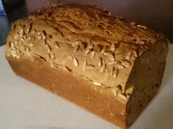 Dinkelbrot mit Sauerteig