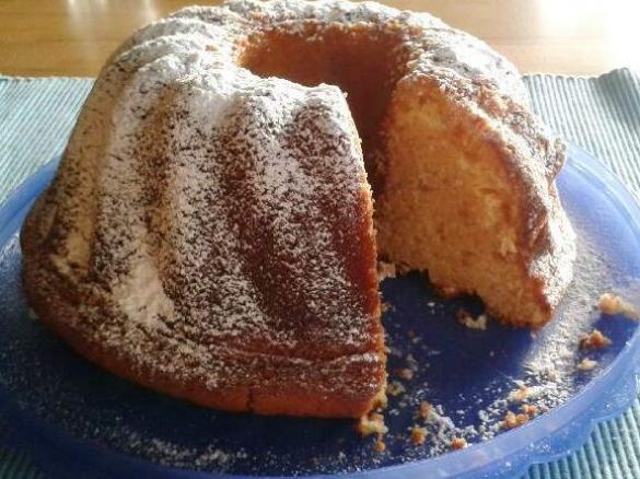 Gugelhupf mit Eierlikör