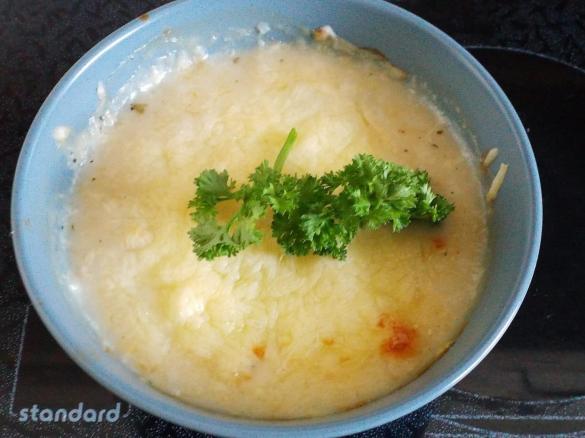 Zwiebelsuppe a`la Mama