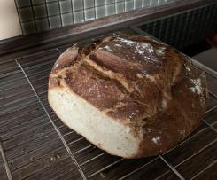 Knuspriges Landmischbrot