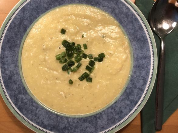 Cremige Grießsuppe (Kranken-Schonkost)