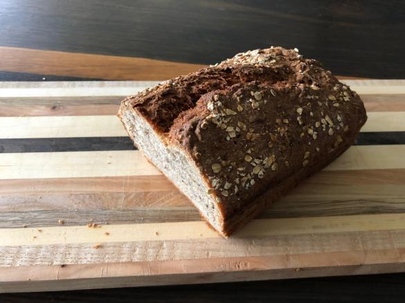 Sauerteigbrot (Sauerteigpulver) mit Körnern